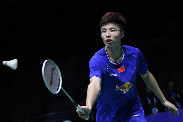 相比之下 相比之下